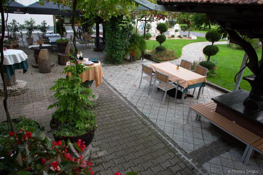 Guest House Repnik Kamnik Extérieur photo